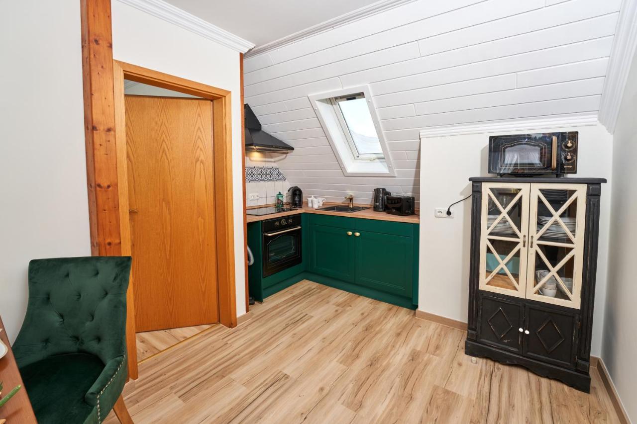 Ferienwohnungen Eifelstuben Mit Charme - Am See, Nahe Burg Ulmen Buitenkant foto