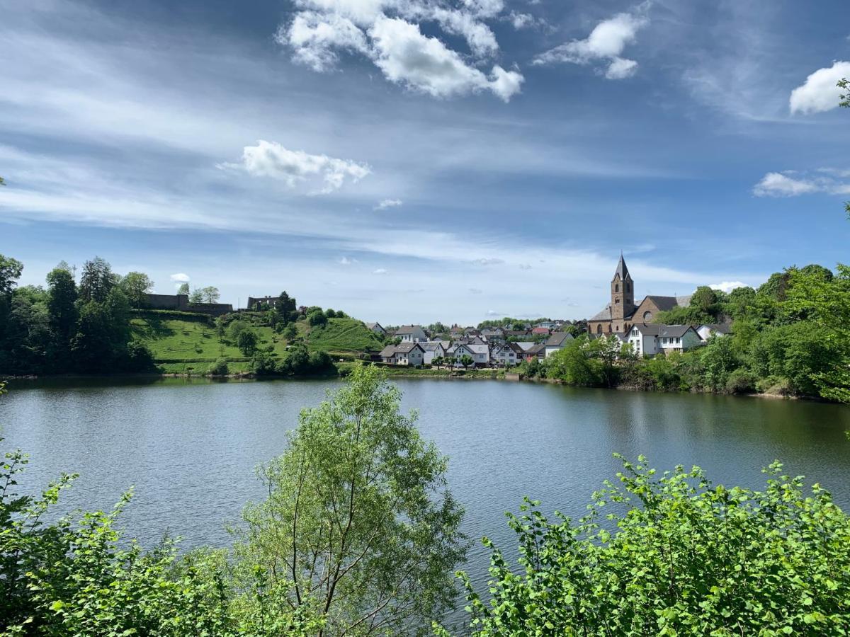 Ferienwohnungen Eifelstuben Mit Charme - Am See, Nahe Burg Ulmen Buitenkant foto
