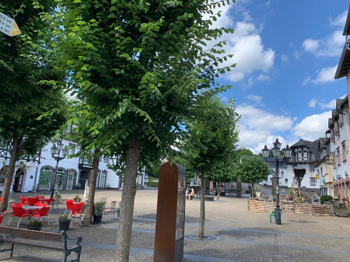 Ferienwohnungen Eifelstuben Mit Charme - Am See, Nahe Burg Ulmen Buitenkant foto