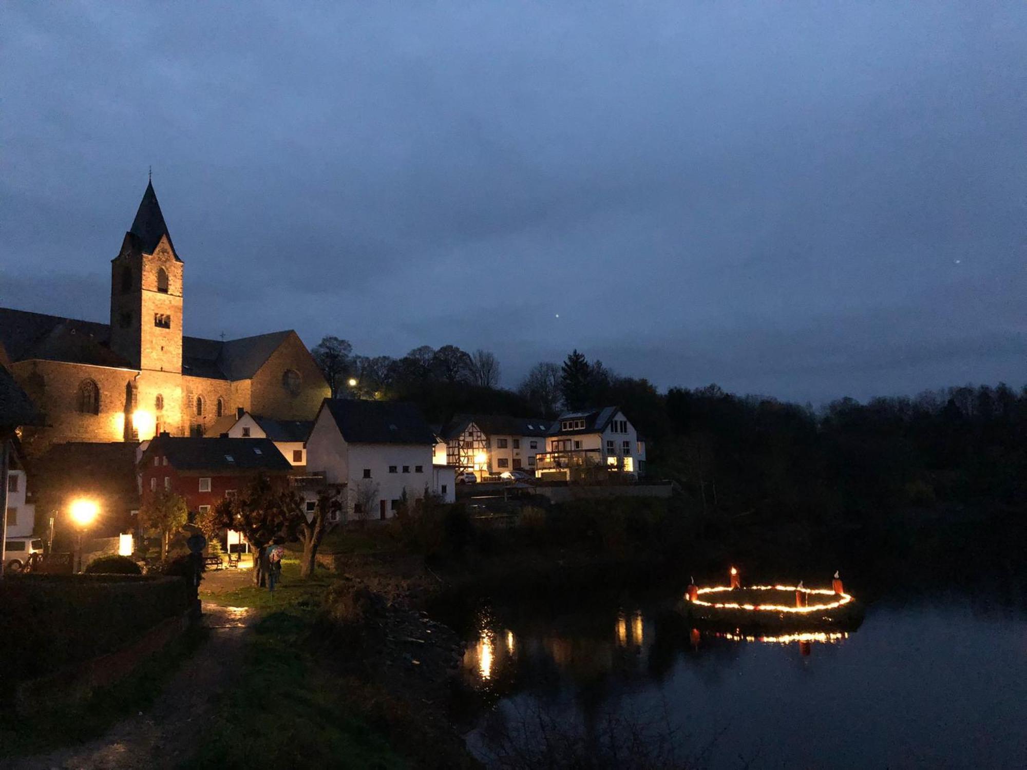 Ferienwohnungen Eifelstuben Mit Charme - Am See, Nahe Burg Ulmen Buitenkant foto